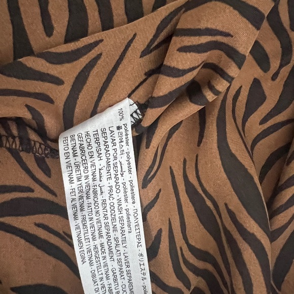 Zara blouse - Picture 4 of 5